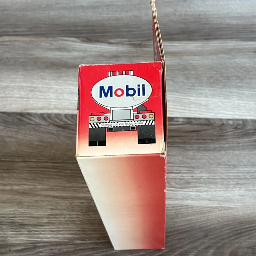 Mobil Gas Toy Tanker Truck 1993 Limited Edition Collector Series Vintage NIB New